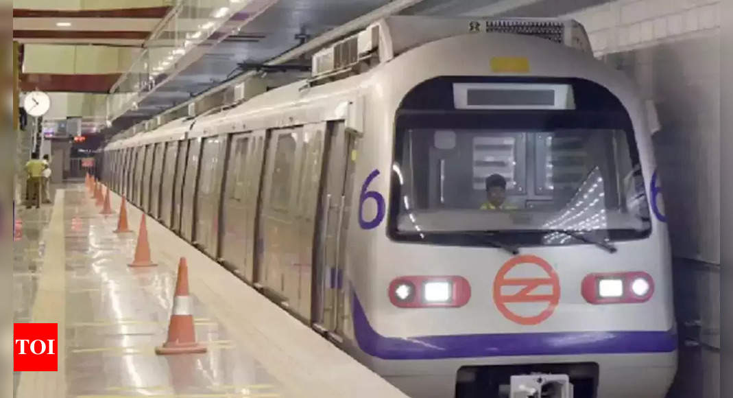 Delhi Metro News: Delhi Metro to hear your view on improving services | Delhi News