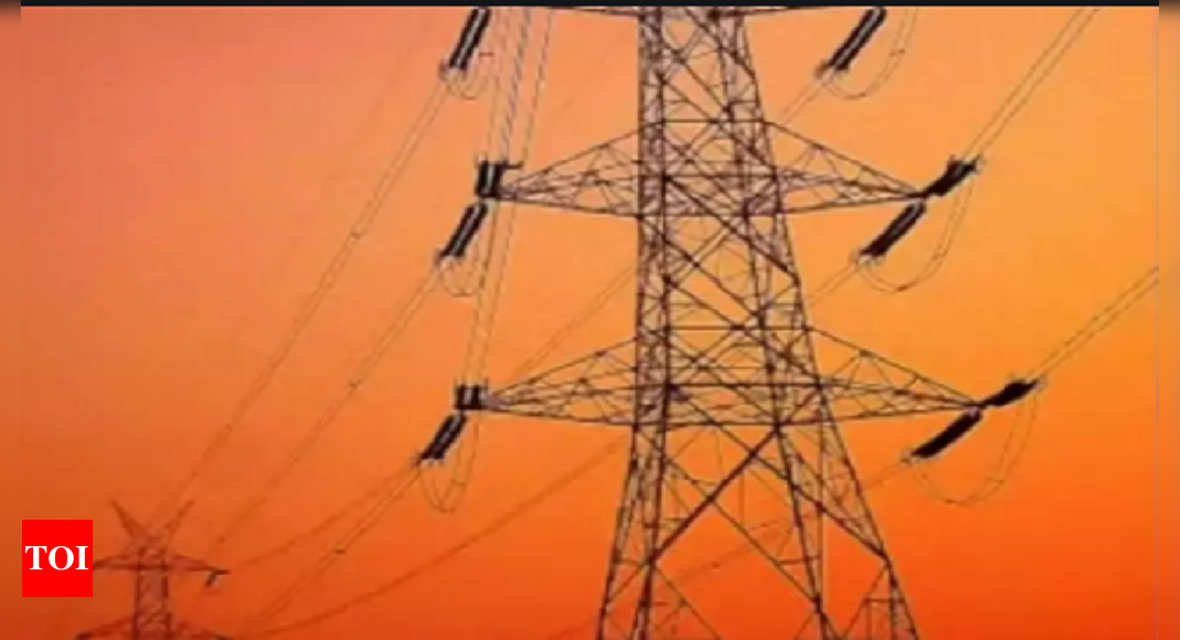 Gurugram: Power woes continue at highrise | Gurgaon News