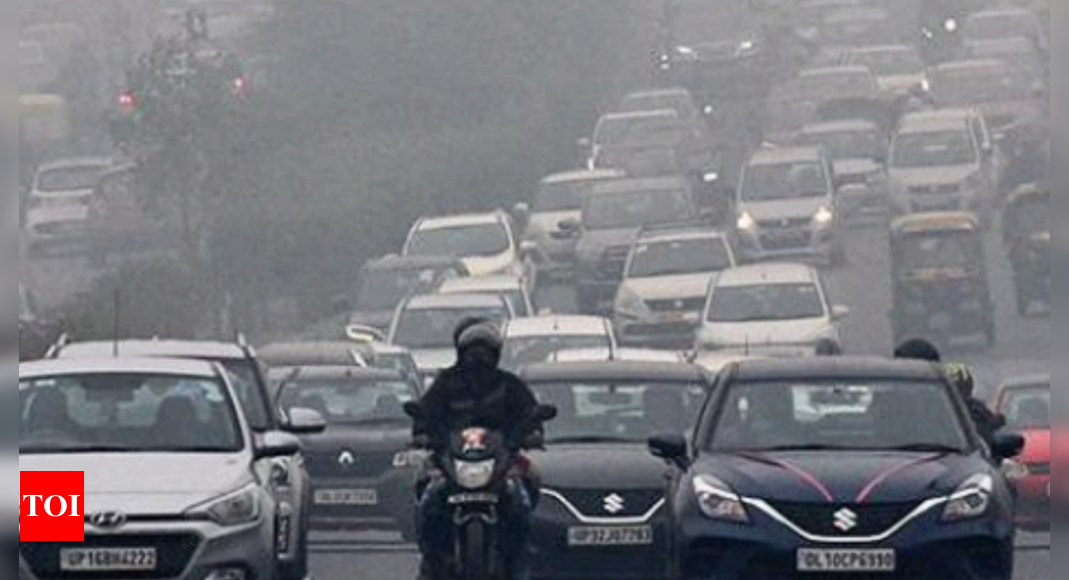 Moderate to dense fog likely over next 3 days in Delhi | Delhi News