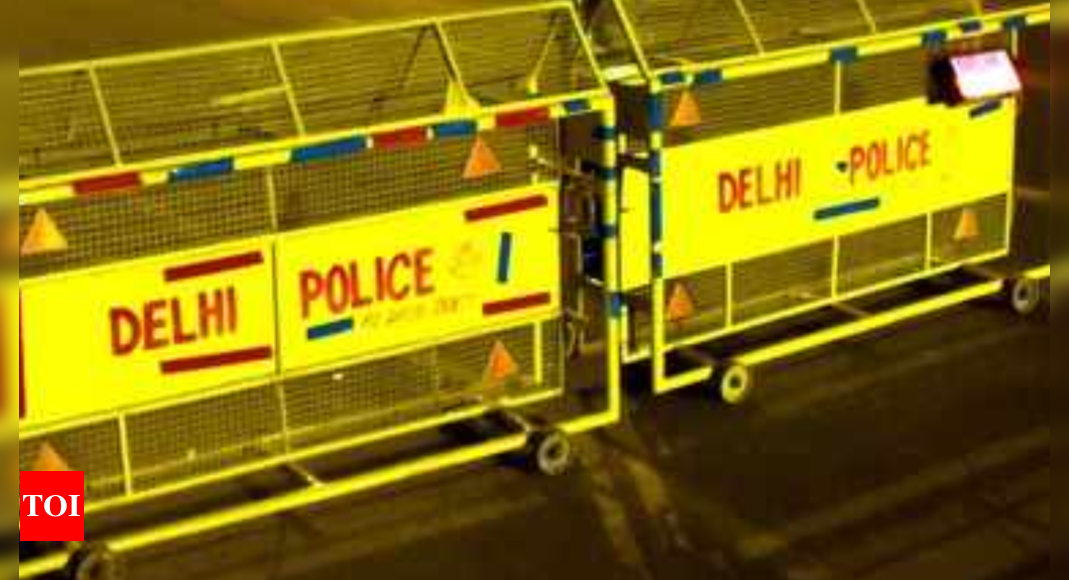 Woman found dead at under-construction building in NE Delhi, cops hunt for suspect | Delhi News