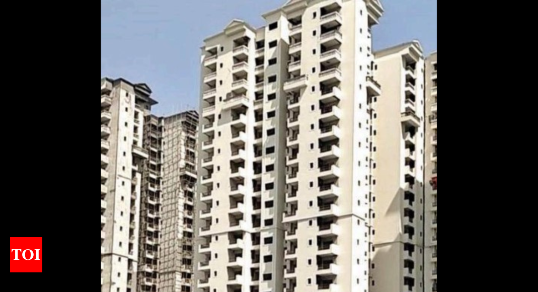 Parents asleep, 5-yr-old goes to balcony, falls 8 floors to death in Noida | Noida News